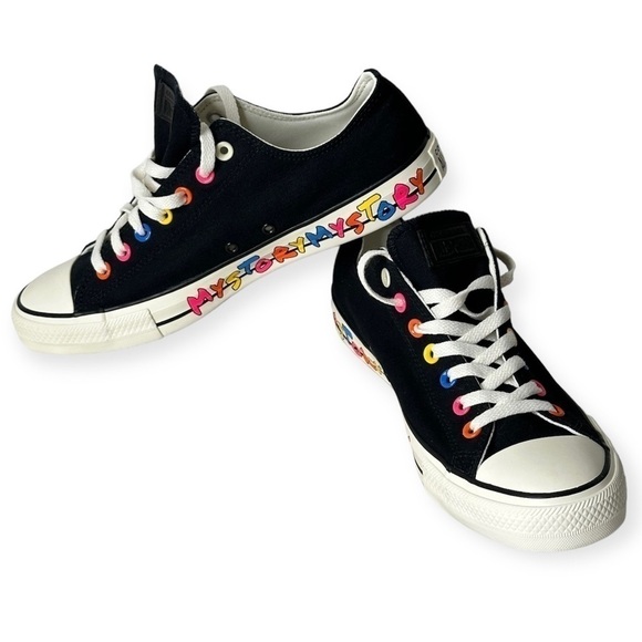 Converse Chuck Taylor All Star “My Story” Women’s Size 12 Statement Sneakers - Picture 3 of 12